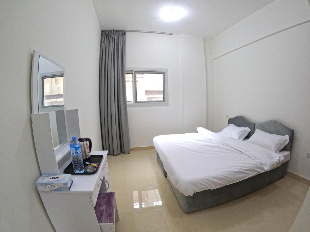 Karama Star Residence 迪拜 外观 照片
